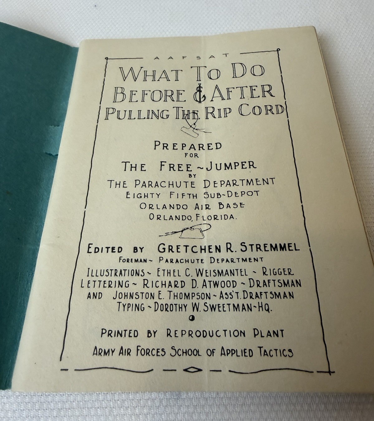 Vintage Set Of WW2 USAAF Flight Training Manuals (6) and More, 1943-1944