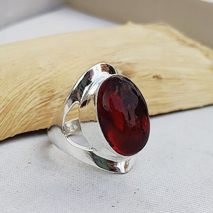 Solid 925 Sterling Silver Natural Red Garnet Oval Gemstone Statement Band Ring