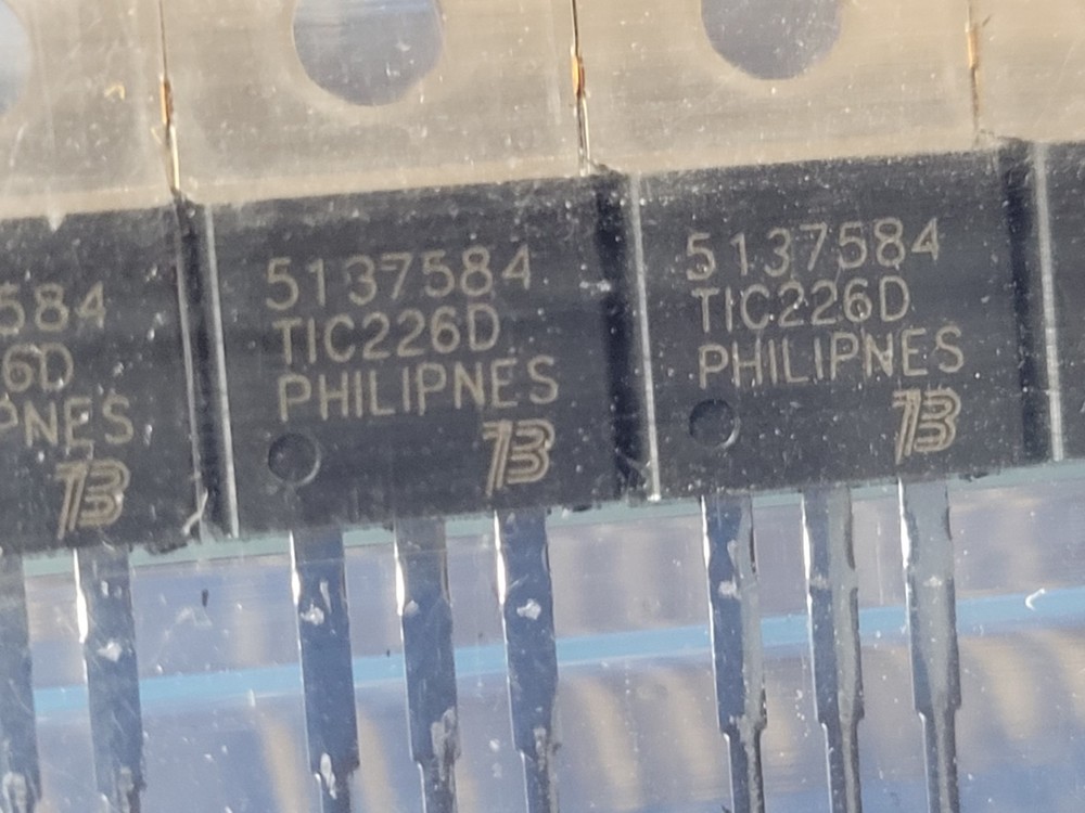 (5 PCS) TIC226D BOURNS TRIAC 400V 8A TO220