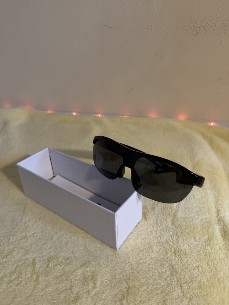 Smart Glasses Black Frame USB Connectivity Includes Charging Cable and Box