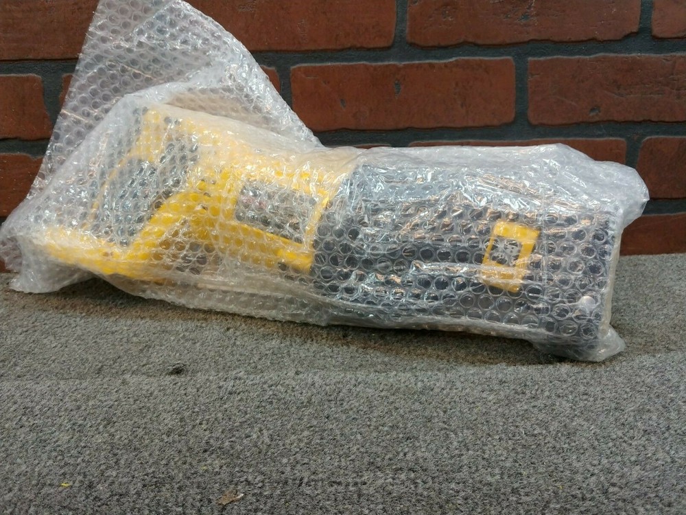 Dewalt DC385B 18V Variable Speed 4-Way Blade Clamp-***NEW***