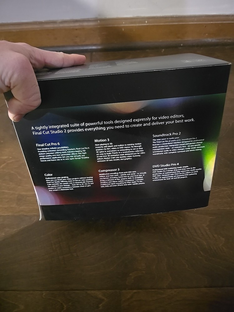 Apple Final Cut Studio 2 Editing Software Complete with Manuals