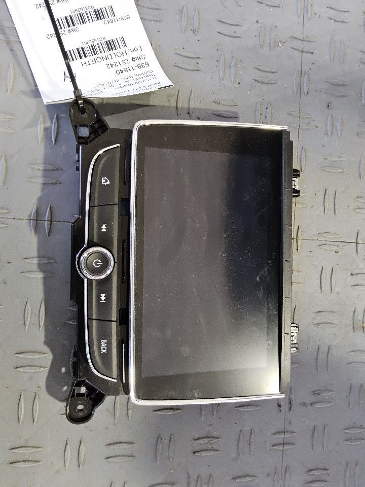 2017-2021 Buick Encore 8" Dash Display and Control Panel ID 42688395