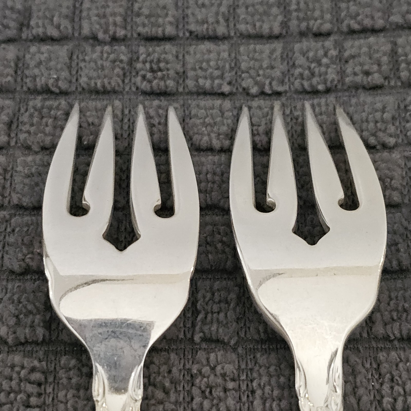 Silver Artistry Community Silverplate Set of 4 Salad Forks 1965