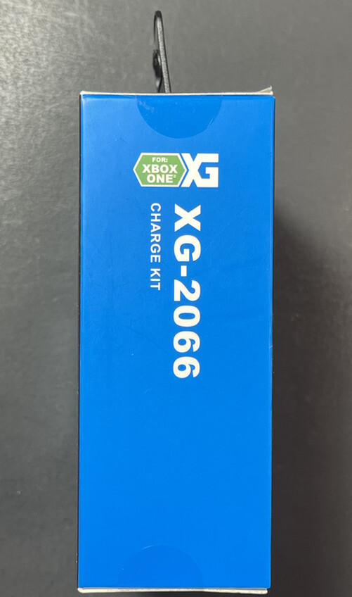 Xtreme-Gaming XBOX ONE Controller Charge Kit [ Charge Cable + 2 Batteries ] NEW