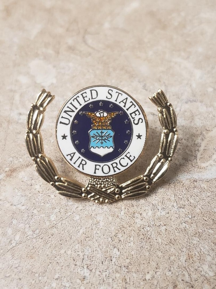 US AIR FORCE WREATH HAT PIN