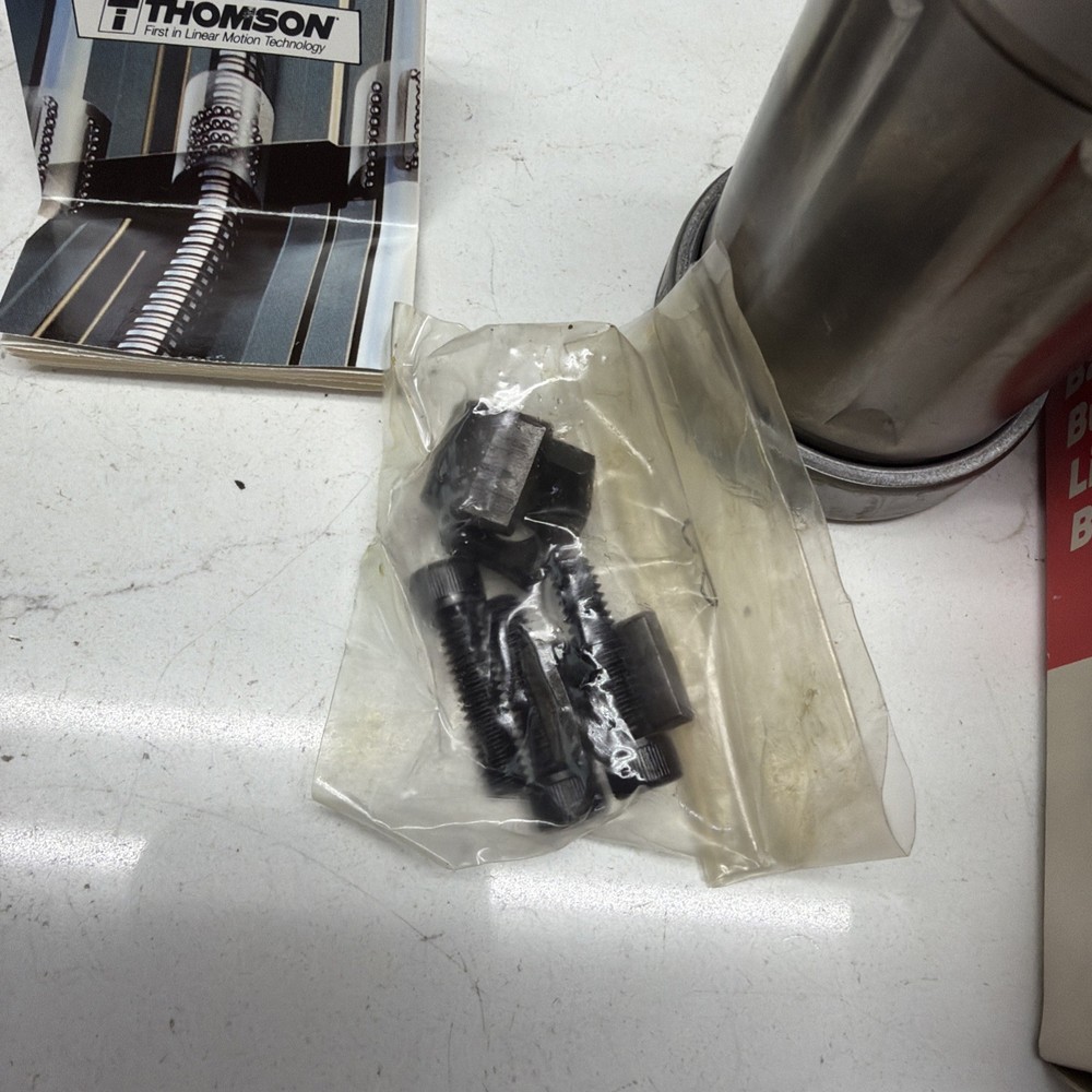 NEW THOMSON DS20 LINEAR BEARING 1-1/4" BORE
