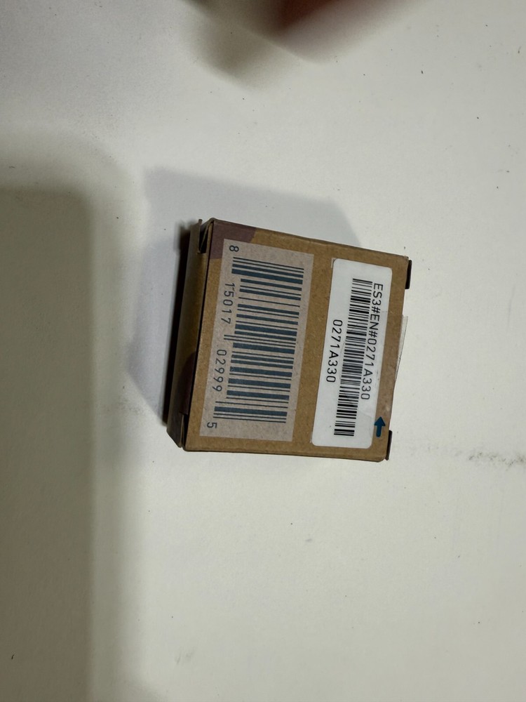 4 SimpliSafe Yard Sign, entry sensor es-3 and panic button pb3