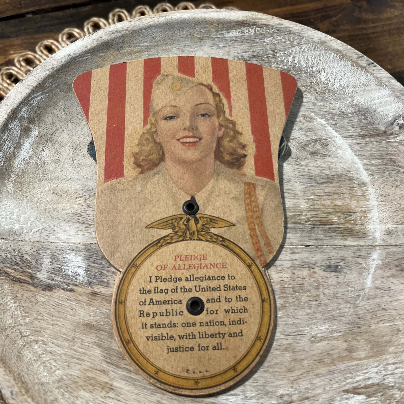WWII WW2 Patriotic Hand Fan Pledge of Allegiance Advertising Promo Vintage 1940s