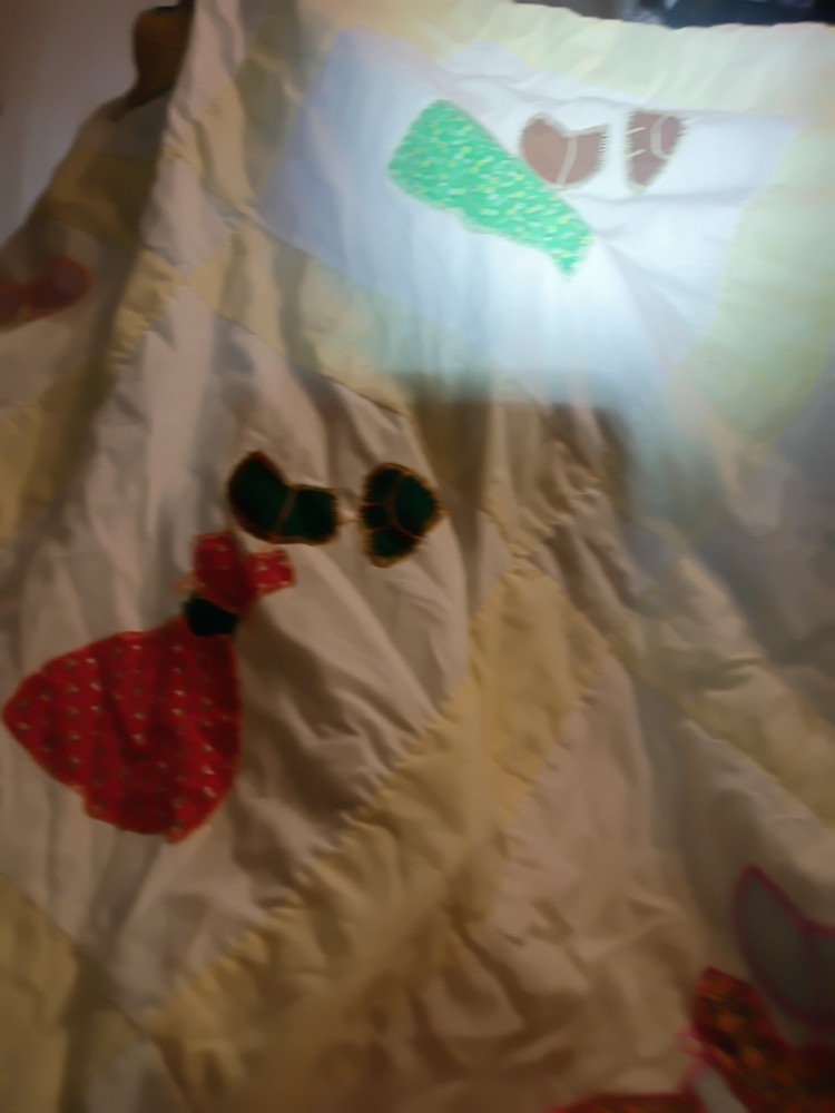 vintage hand sewn quilt patchwork