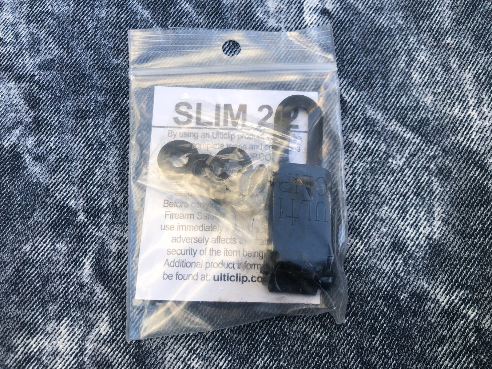 UltiClip Slim 2.2 Fixed Blade Clip for Belt-Less Carry