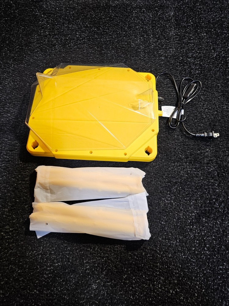 Brooder Chick Plate 14"x11" Adjustable Temperature and Height Heating Plate