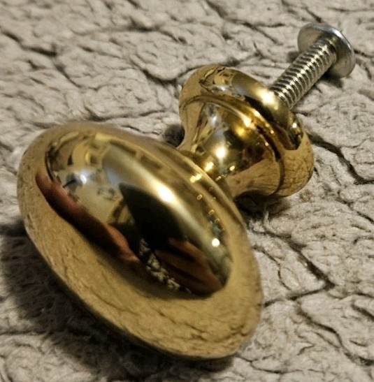 Brass Drawer Pull 1 1/4 Inches