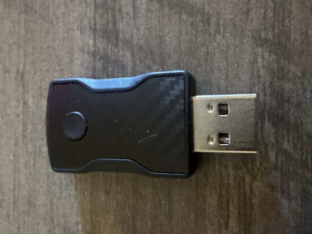 Aluratek Bluetooth CarPlay Adapter