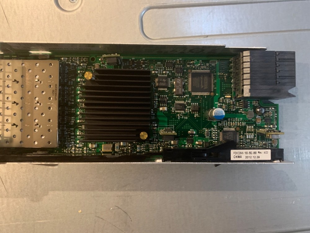 EMC2 SLICO12 8GB Fiber Network Disk Array Module/Blade 042-007-386