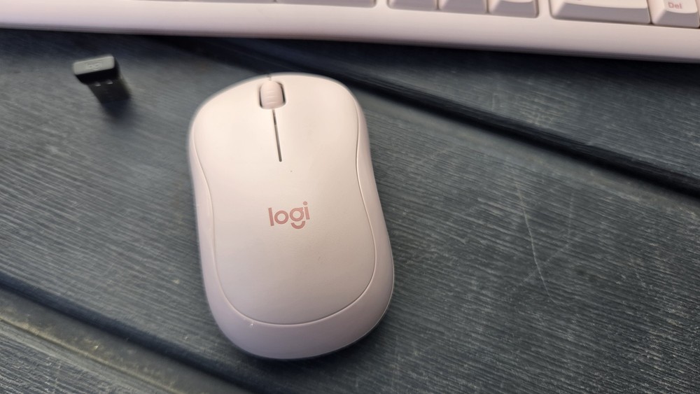 Logitech Wireless Keyboard and Mouse Combo - Pink