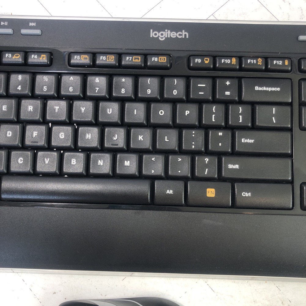 Logitech K520 Wireless Keyboard & M525 Mouse, USB Receiver