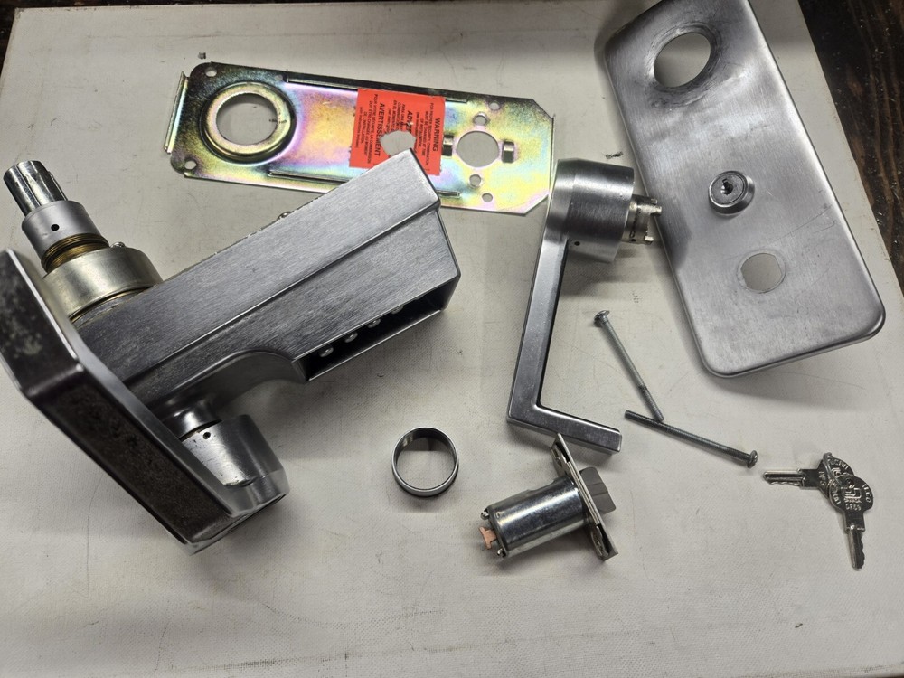 Kaba Simplex L1000 Series Cylindrical Lock left hand