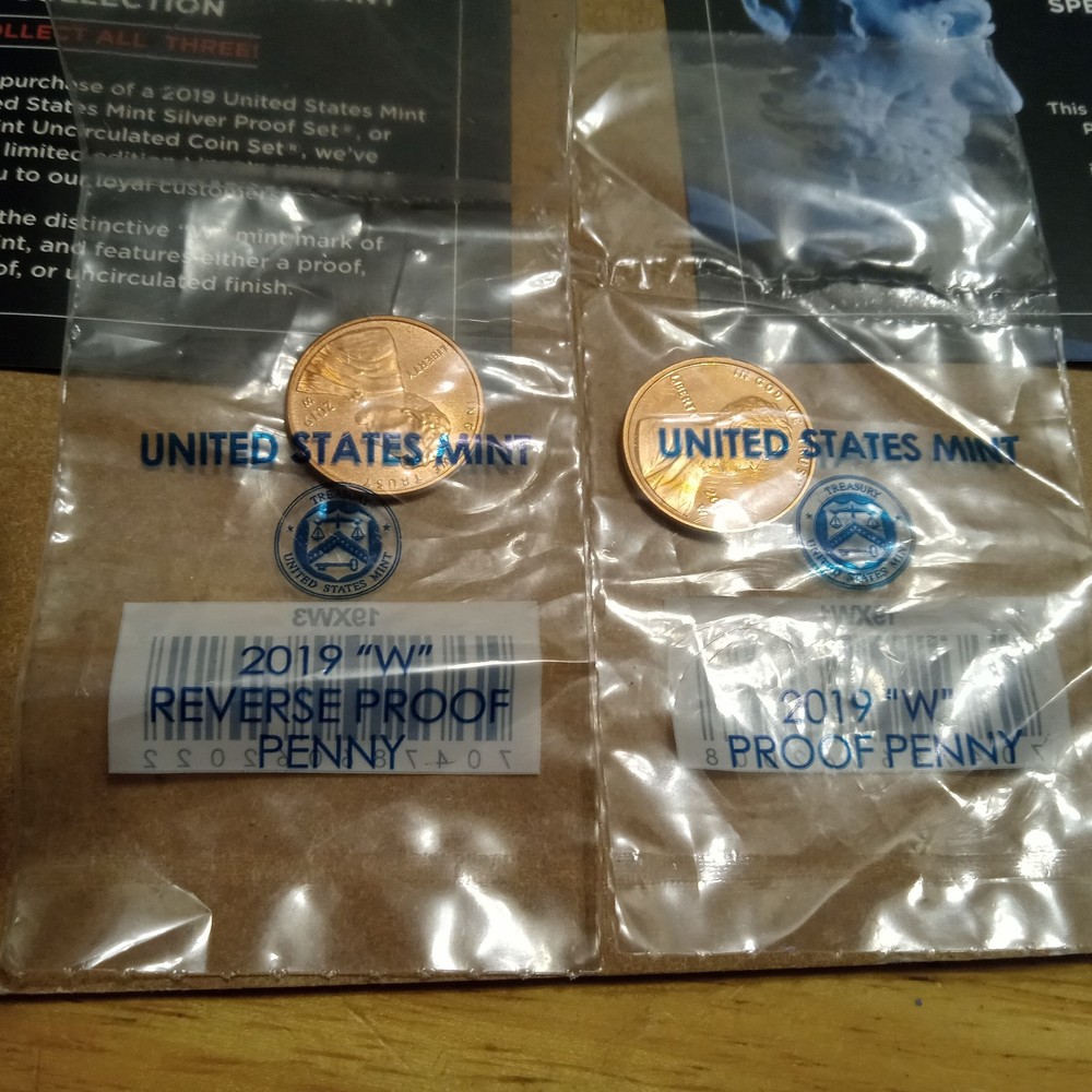 TWO 2019- W PROOF LINCOLN CENTS * REGULAR PROOF & REVERSE PROOF * 2 COIN SET !