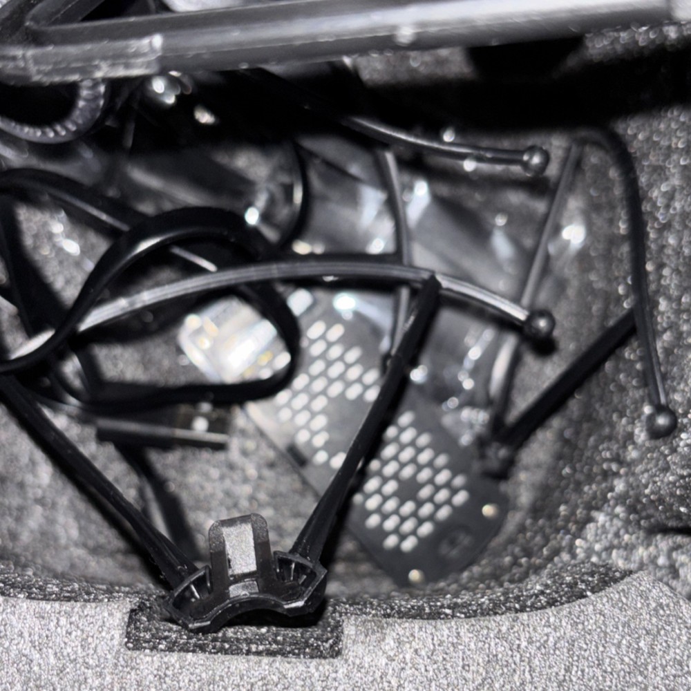 DEERC Quadcopter Drone Black Plastic with Remote Control and Accessories