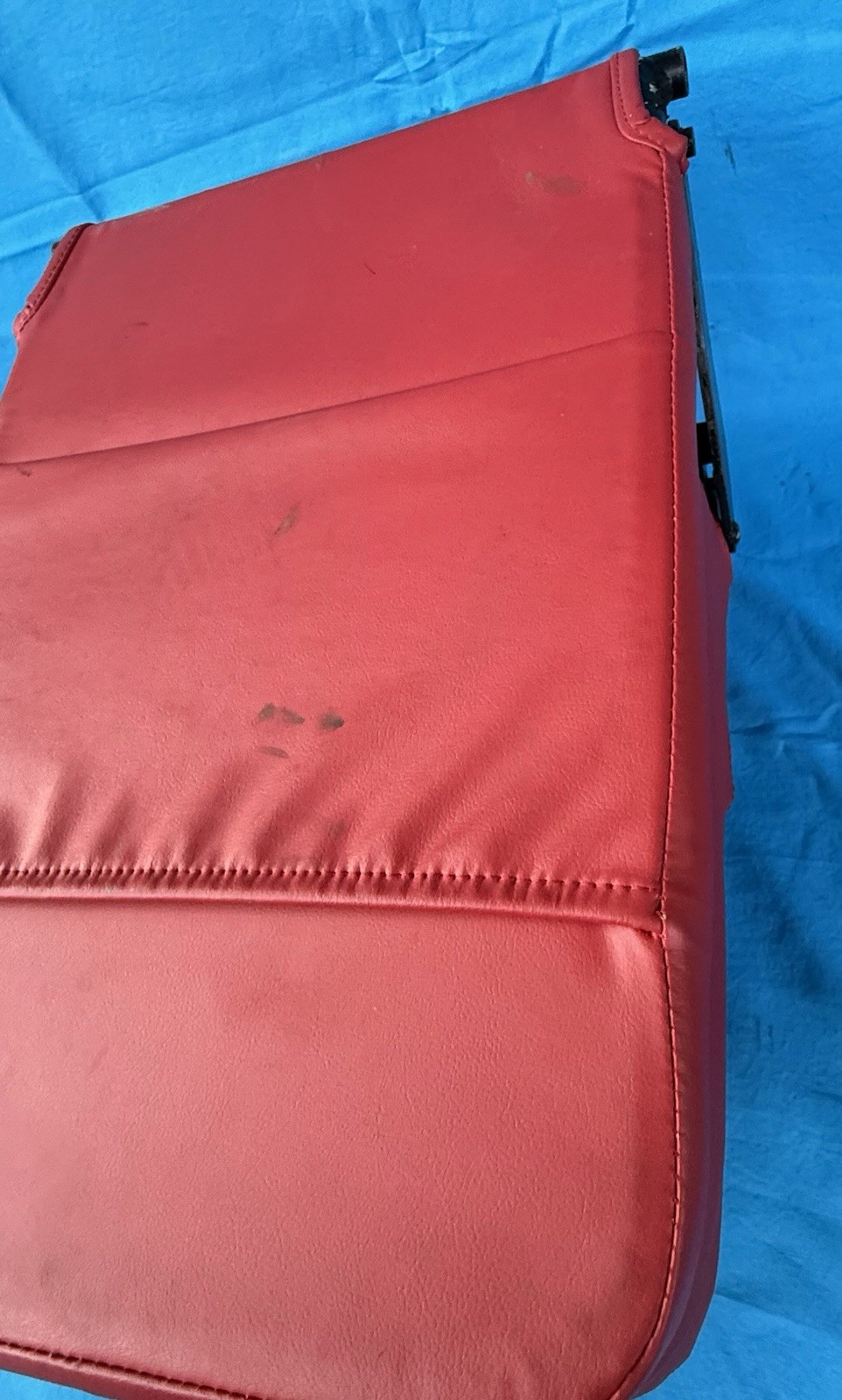 PN 0414058-1 Seat Pilot Cessna A152 Aerobat