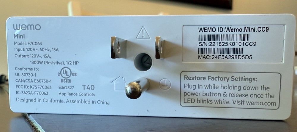 WeMo Mini Smart Plug WiFi Enabled with Alexa & Amazon Echo Dot 2nd Generation