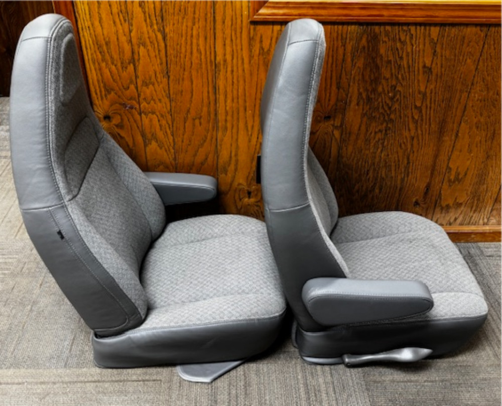 97-25 Chevy Express/GMC Savana Van Pair LH&RH Gray Cloth Power Bucket Seat