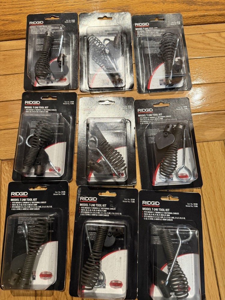 9 RIDGID T-240 TOOL KIT