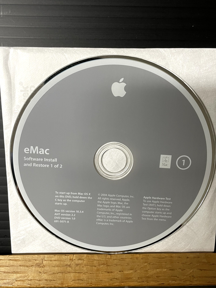 Apple eMac Mac OS X 10.3.4 Software Installation DVD 2 DVD's