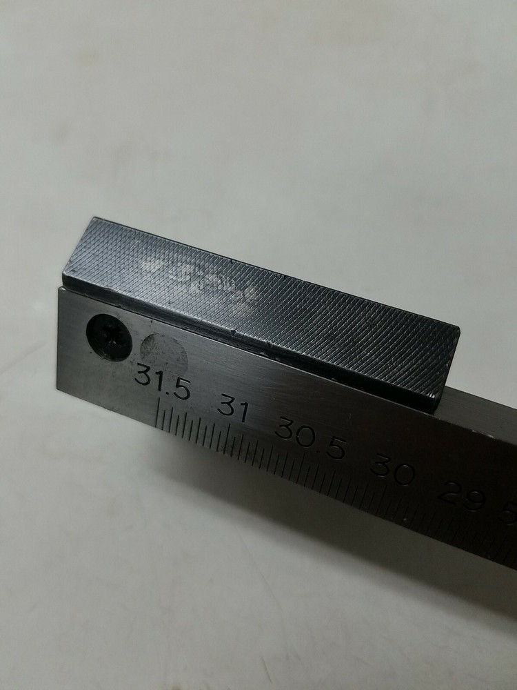 Linear Scale Precision 31.5 with mounting blocks