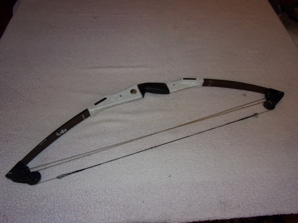 Bear Mini Magnum Compound Bow