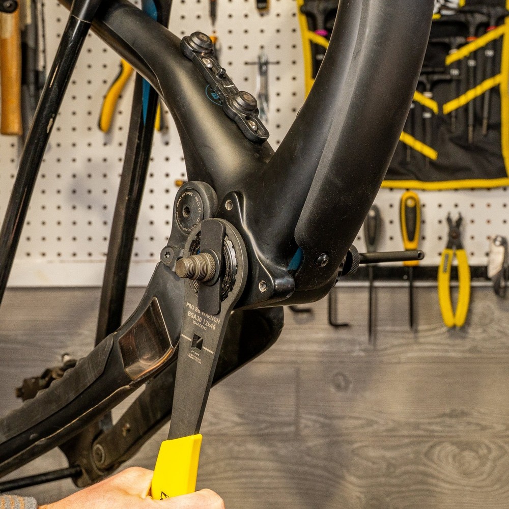 Pedro's Pro Bottom Bracket Socket Holder BB Tool Slip-Free Retaining System