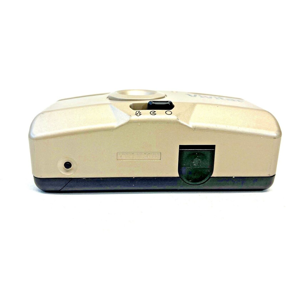Vivitar Focus Free 35MM Point & Shoot Camera With Built-In Flash & Case