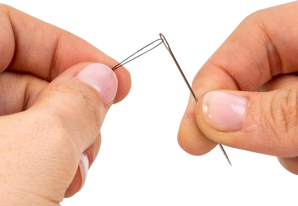 60110All Purpose Polyester Thread, 150 Yards, Black