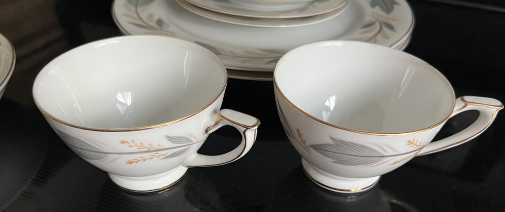 Mikado China “September” Elegant Dinner 10 Pc Service For Two
