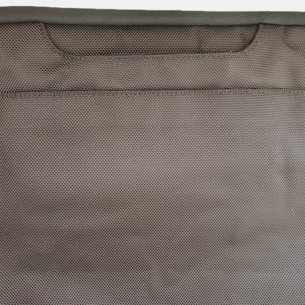 Tumi BriefCase Lap Top Bag Computer Black. No Strap. Excellent Condition