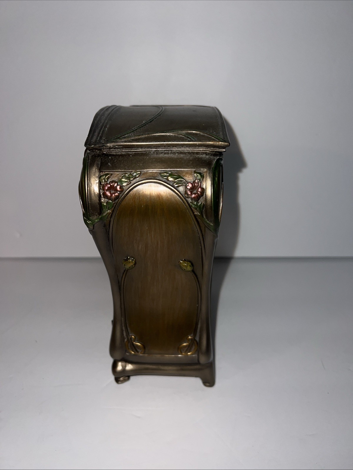 Chronicles of Narnia miniature magical wardrobe 7” Cabinet Jewelry Box