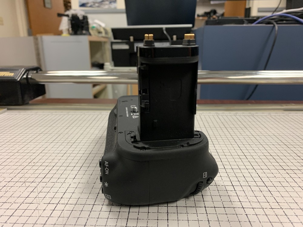Canon BG-E21 Battery Grip for 6D Mark II