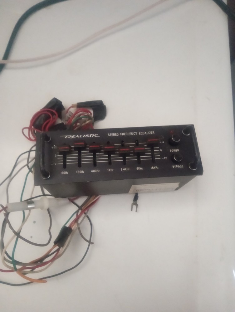 Realistic 7 Band Stereo Frequency Equailizer