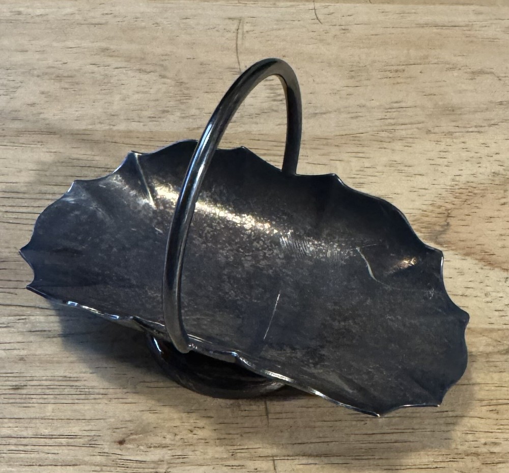 International Silver #653 Mini Basket Vintage