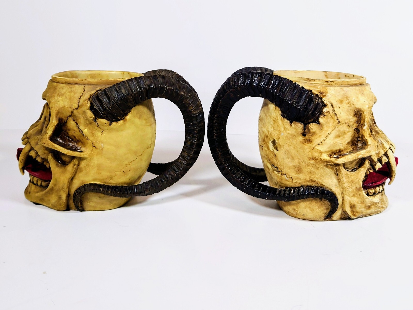 Distressed Skull Vampire Mug/Cup Candle Holder,Pen Holder decorative Lot Of (2)