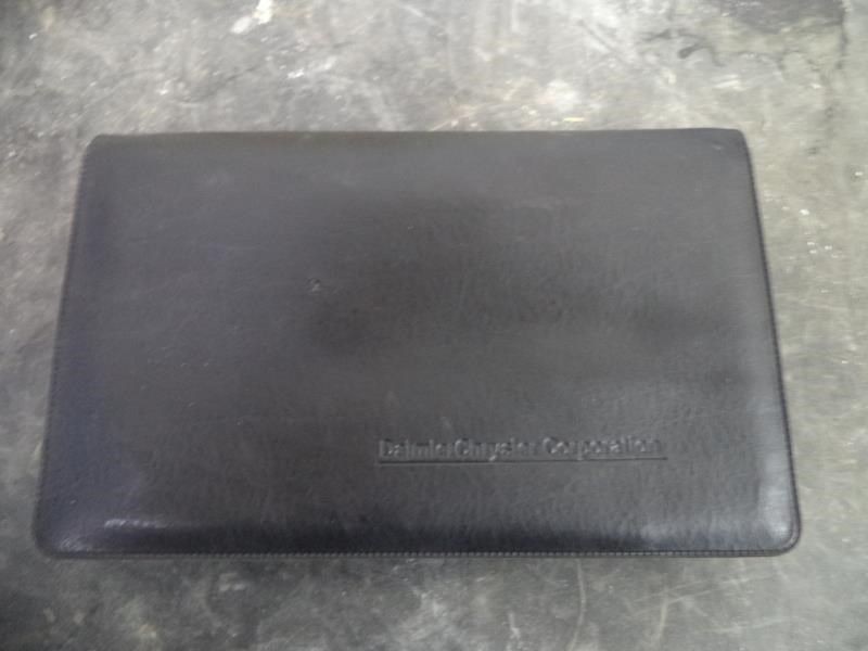 2000 INTREPID Owners Manual 943518