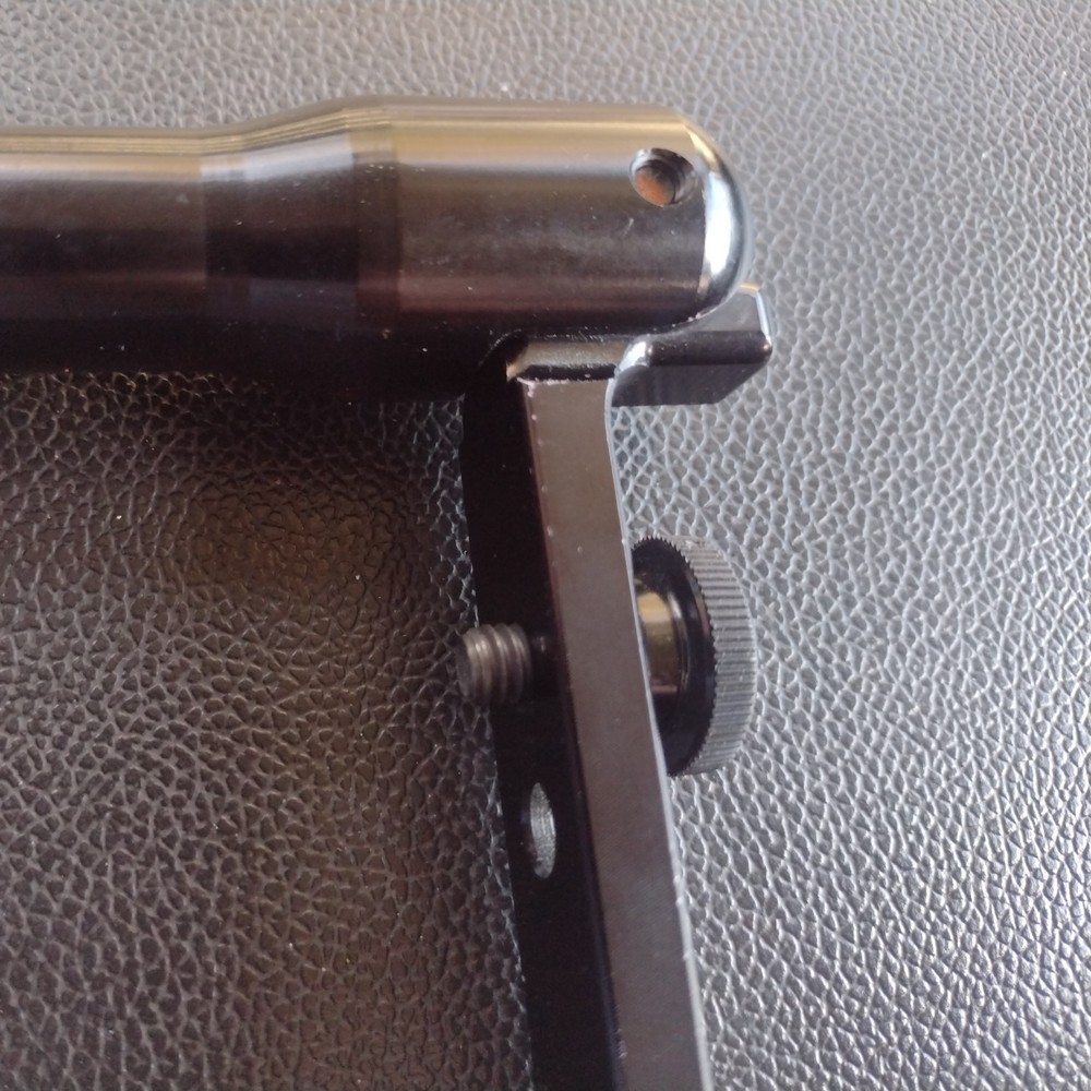 Custom Brackets CB Digital-S