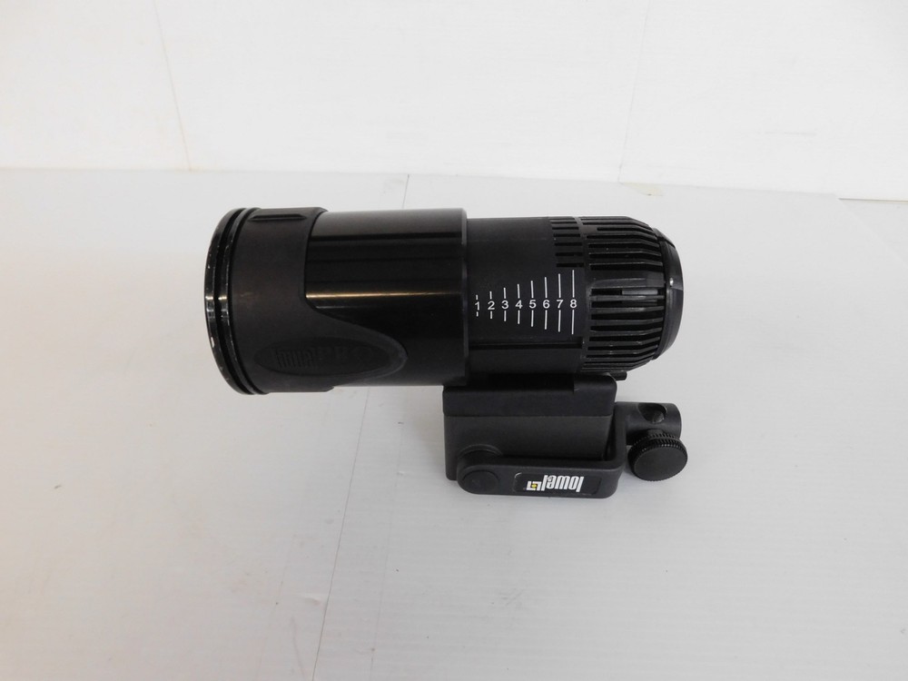 ^^ LOWEL PRO POWER LED DAYLIGHT (SLJ36)