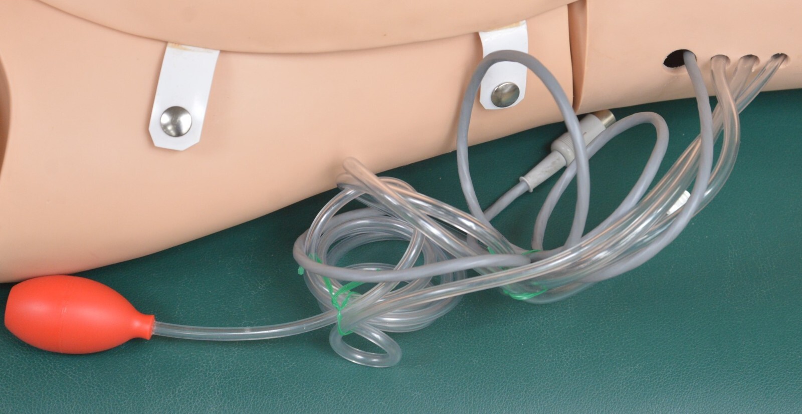 Gaumard S550/S551 Noelle Maternal & Neonatal Care Birthing Simulator