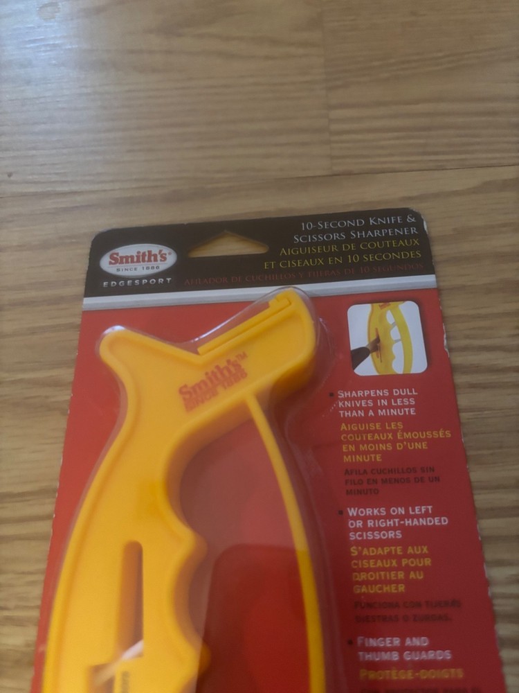 SMITH 10 SECOND SHARPENER MODEL 19002 YELLOW BRAND NEW
