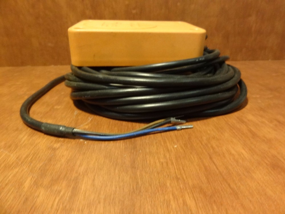 IFM electronic ID5032 ID-3050-BPKG inductive sensor