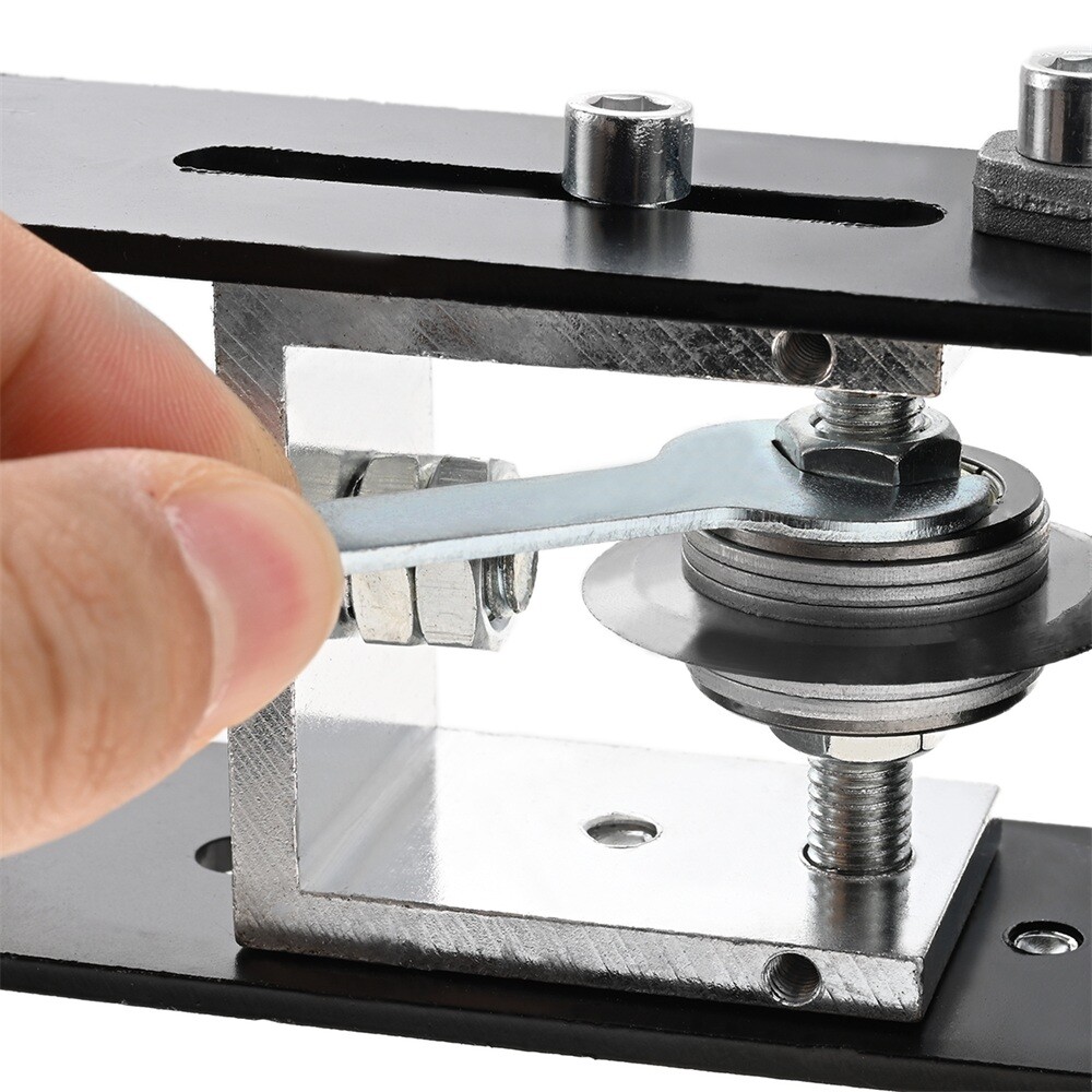 Wire Stripper Tool Machine for Hand Crank/Drill Powered Copper Scrap Recycling