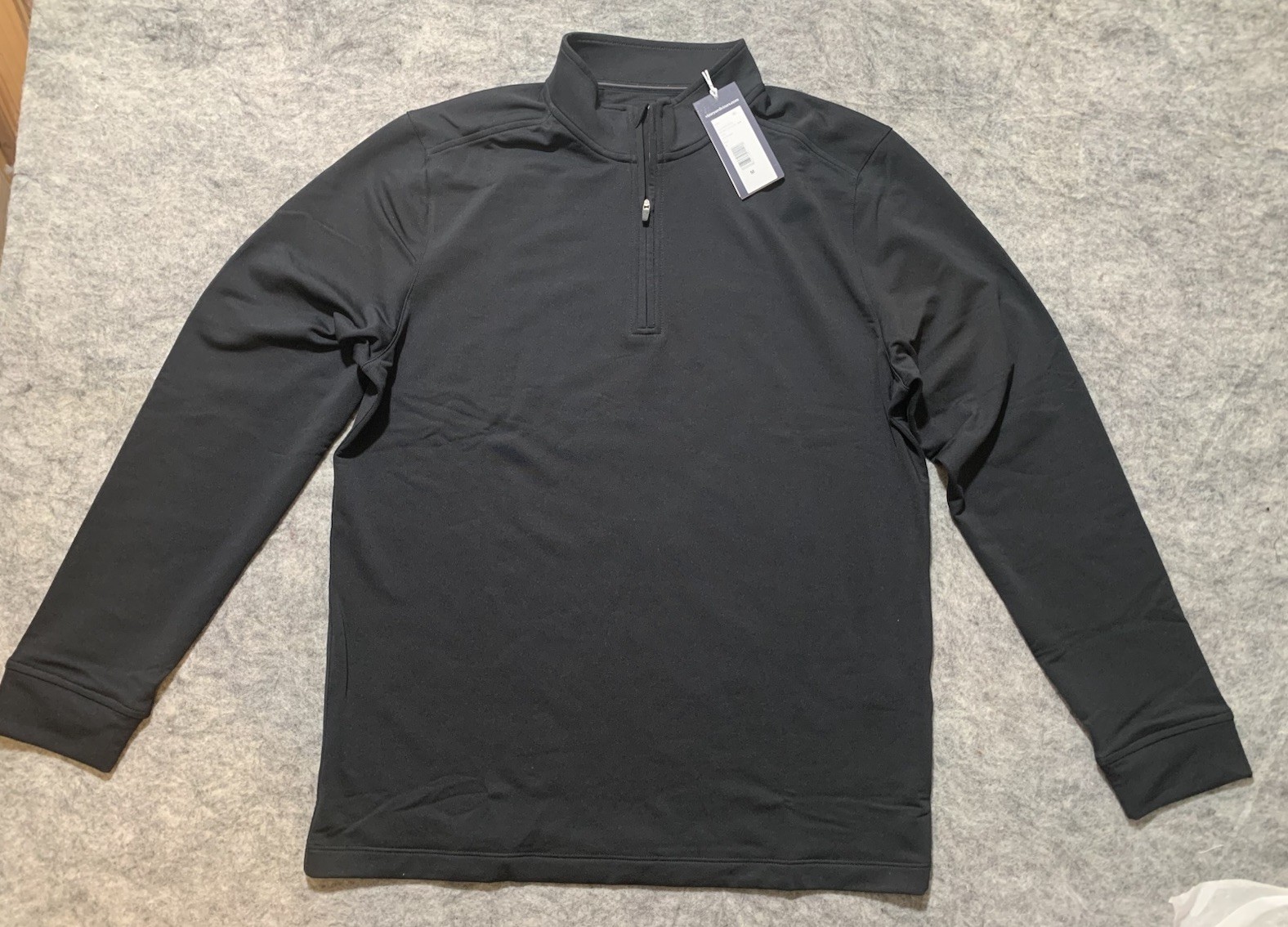 NWT Vineyard Vines Performance Club 1/4 Zip Men’s Size MEDIUM Jet Black NEW