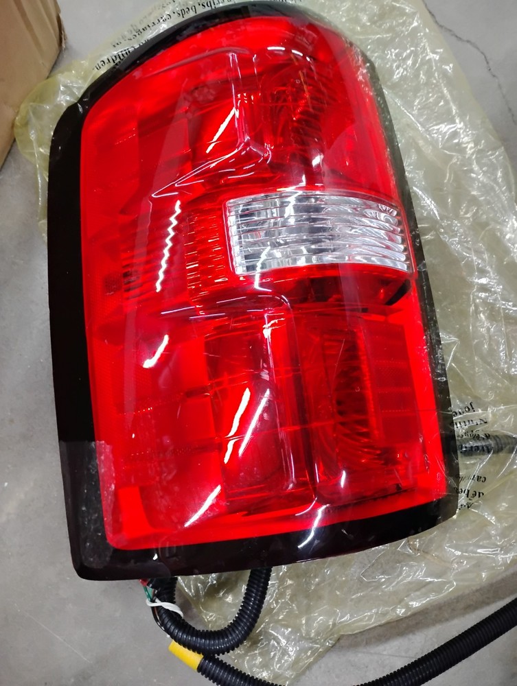 Tail Light Assembly Compatible with 2014-2015 Chevy 14-15 Left Driver Side